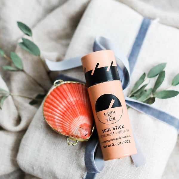 Skin Stick + Geranium & Vetiver Shell Gift Bundle - Earth Tu Face